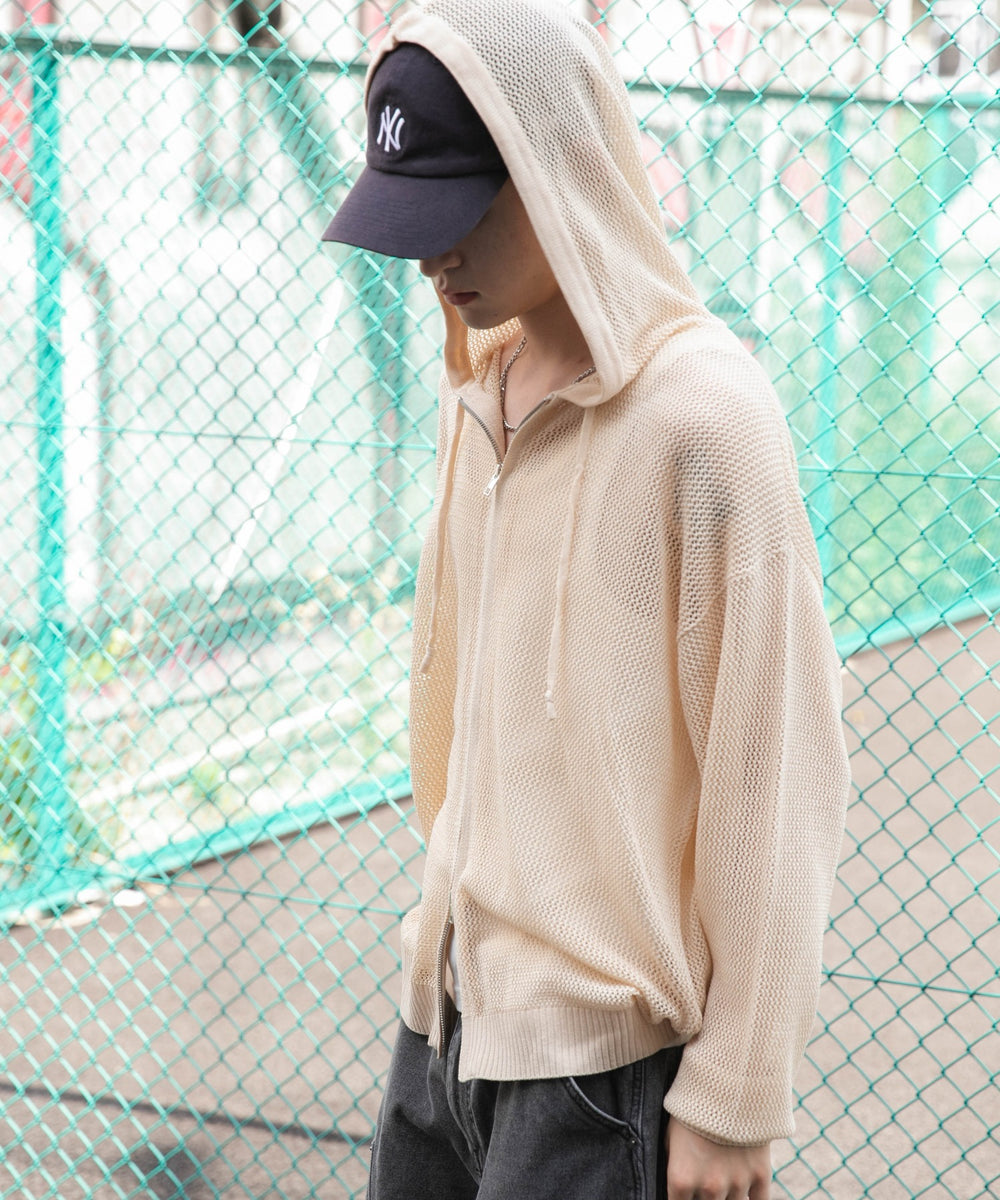 ホワイトアイボリー モデル：180cm L着用