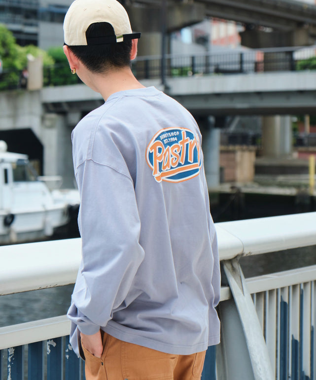 ブルー モデル：180cm L着用