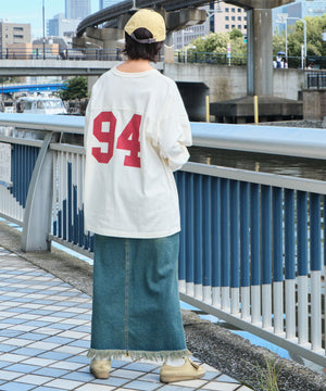 オフホワイト モデル：160cm L着用