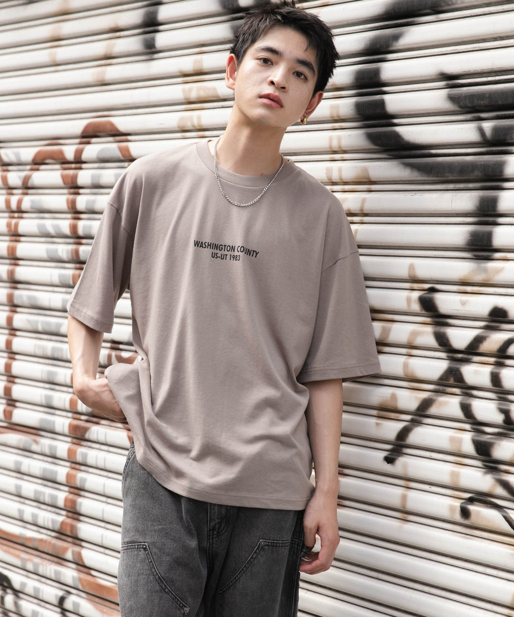 ベージュ モデル：180cm L着用