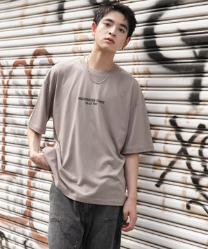 ベージュ モデル：180cm L着用