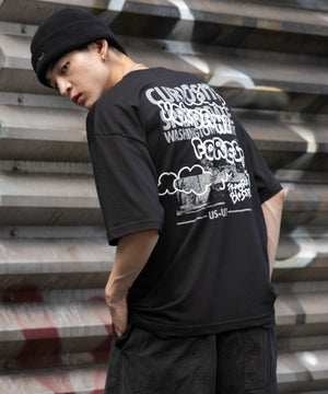 ブラック モデル：180cm L着用