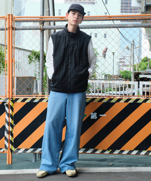 ホワイト モデル：180cm L着用