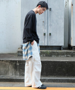 ブラック モデル：180cm L着用