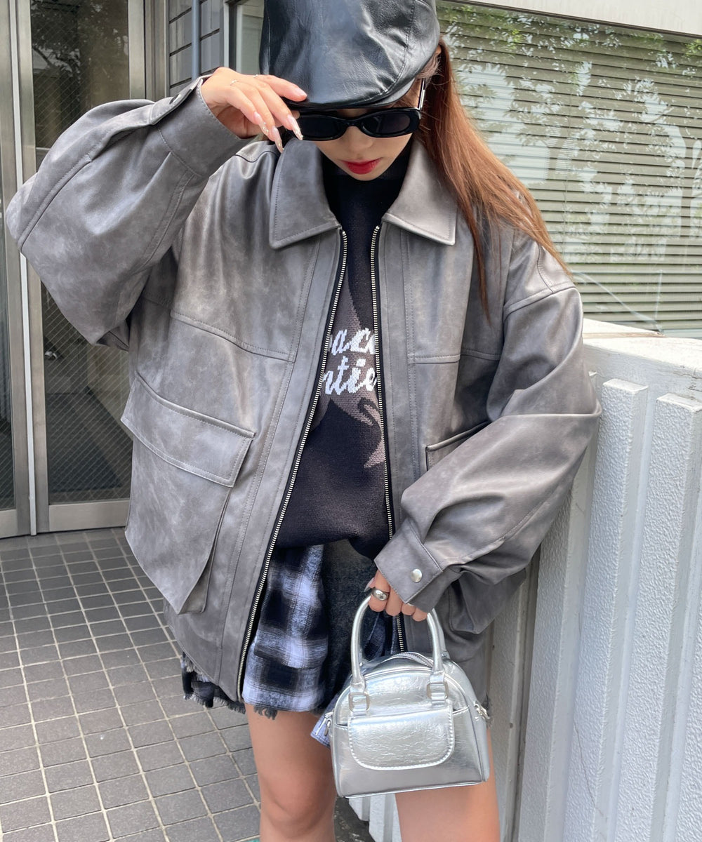 グレー　モデル:155cm M着用