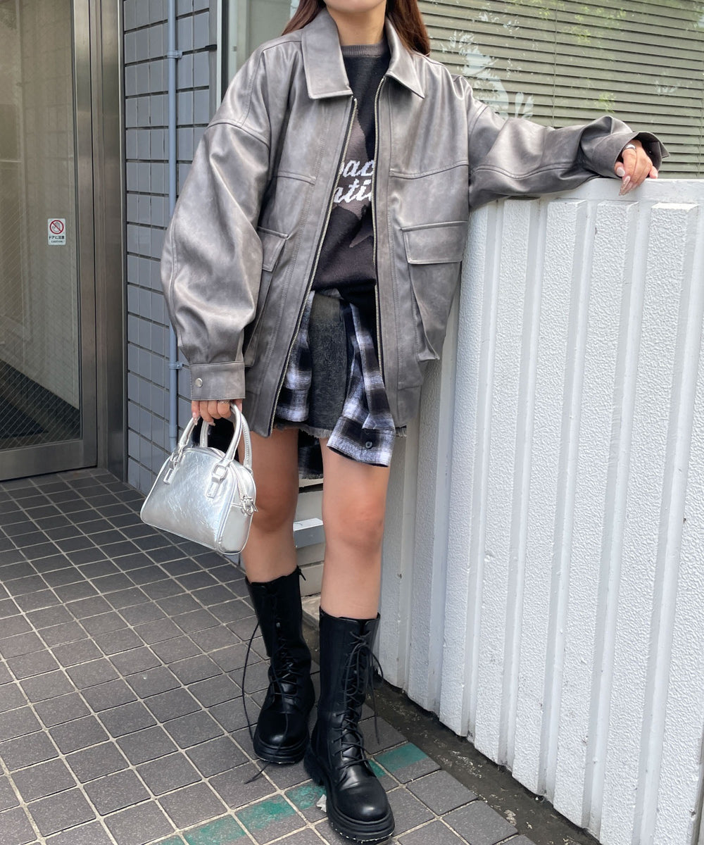 グレー　モデル:155cm M着用