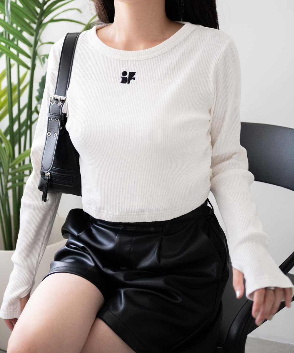 オフホワイト　モデル:155cm F着用