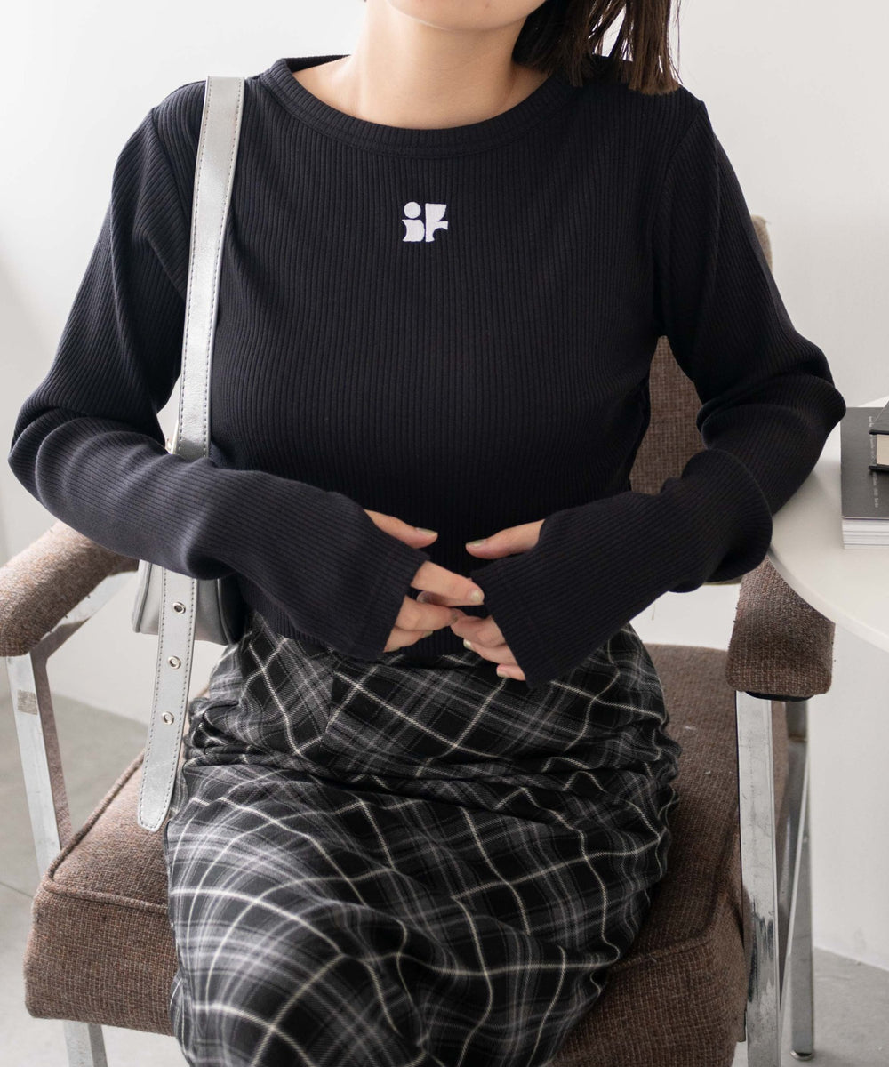 ブラック　モデル:155cm F着用