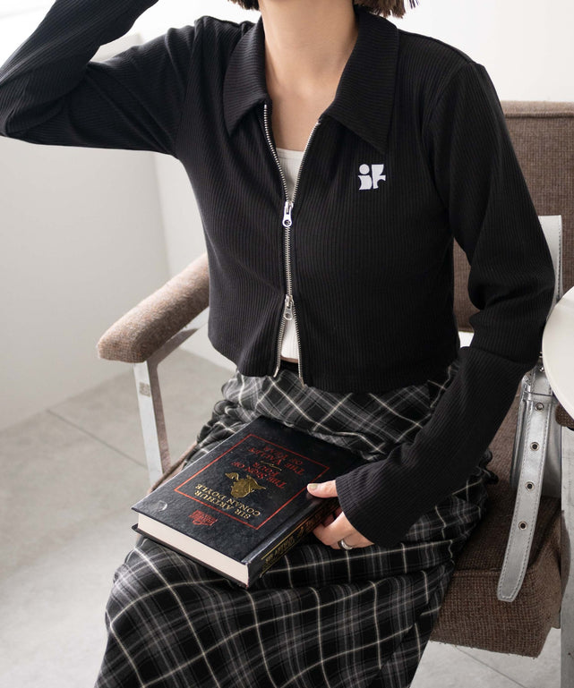 ブラック　モデル:155cm F着用