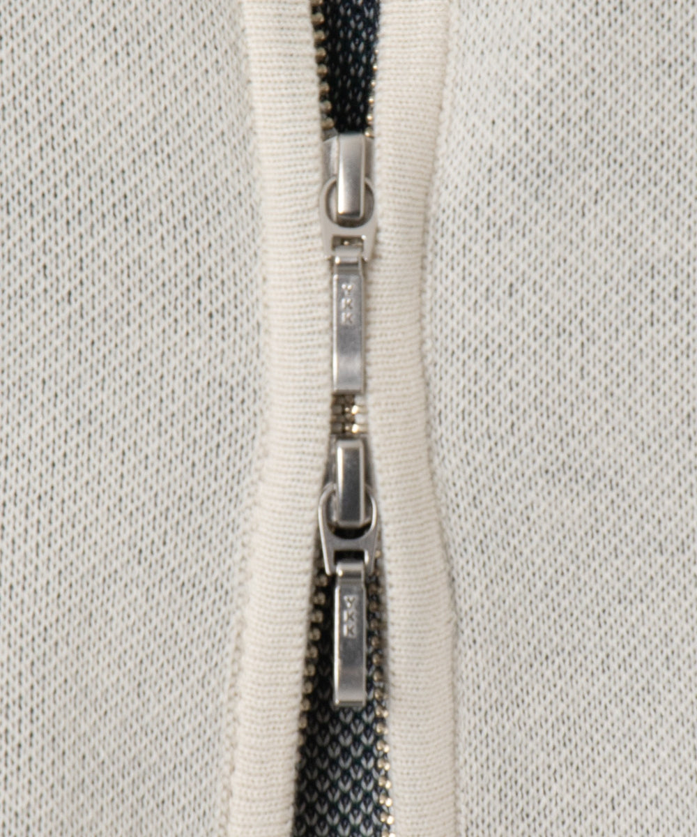 WZIPスターモチーフニット