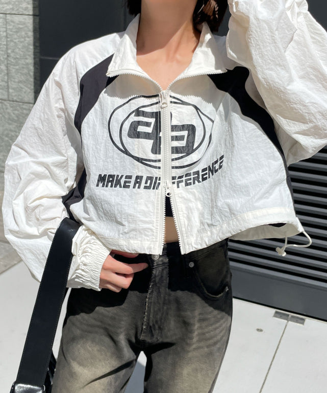 ホワイト 　モデル:155センチメートル　F着用