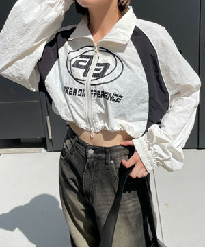 ホワイト 　モデル:155センチメートル　F着用