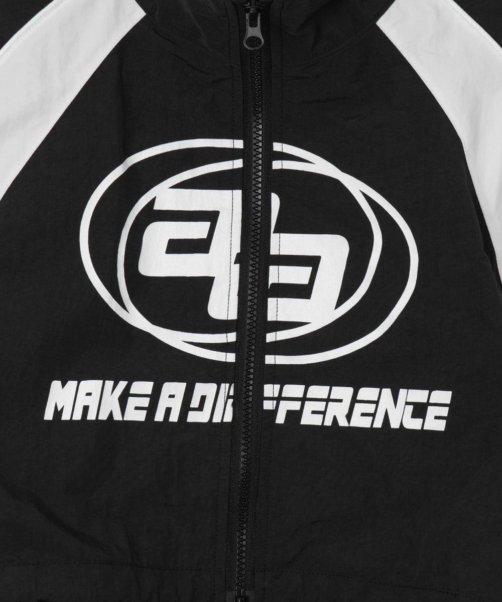 キリカエナイロンブルゾン