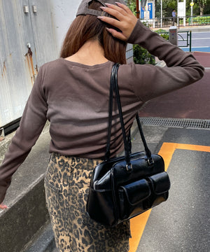 ブラウン　モデル:155cm F着用