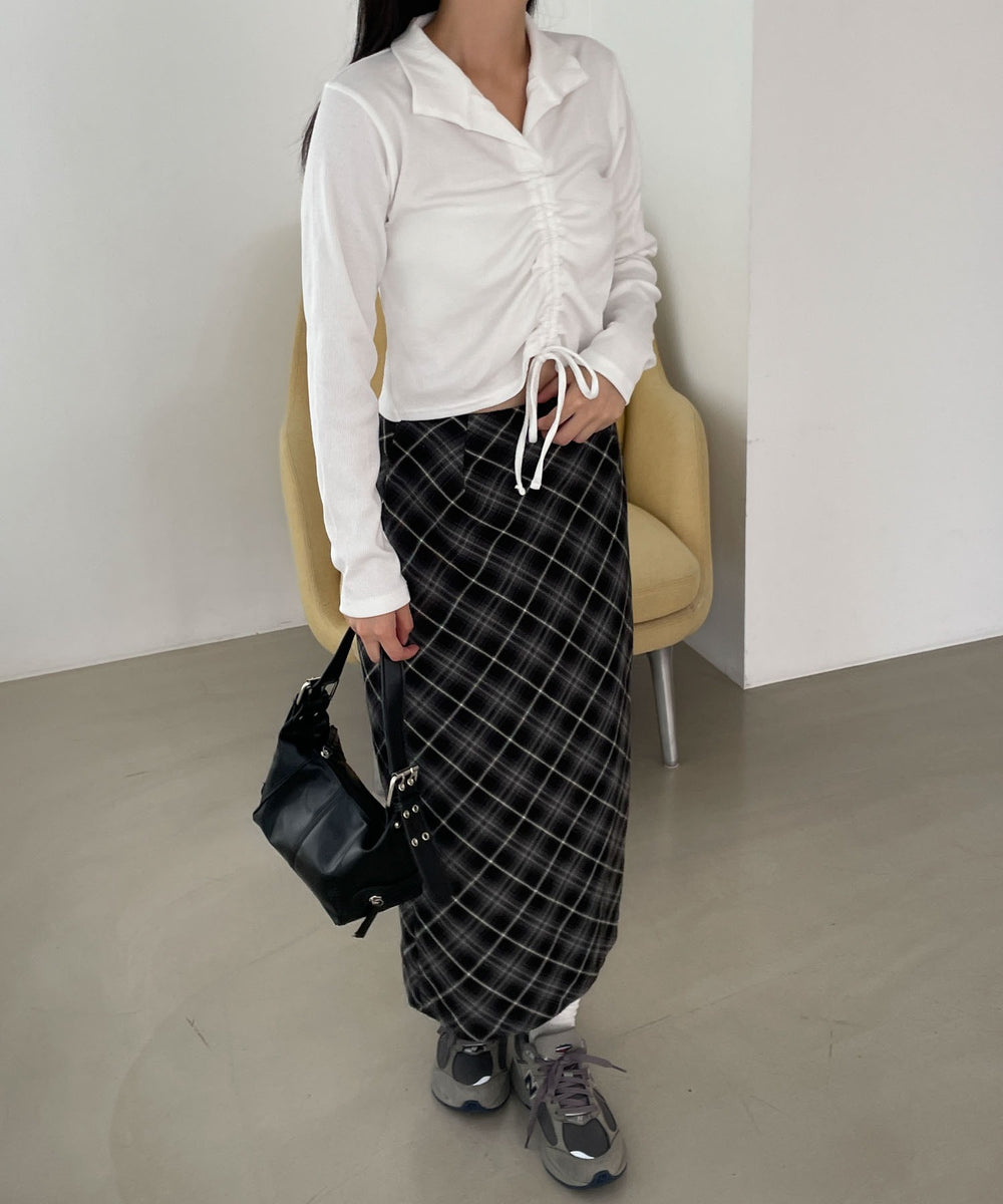 ホワイト 　モデル:155cm F着用