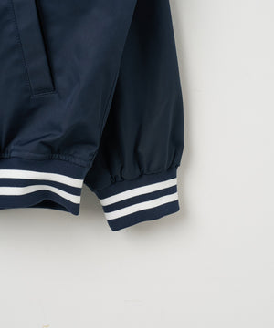 フードワッペンスタジャン