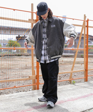 ブラック モデル：174cm L着用