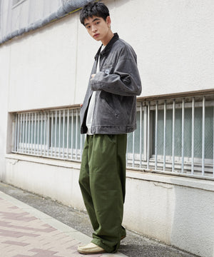 ブラックその他 モデル：180cm L着用