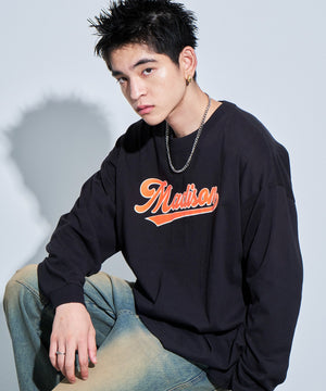 ブラック モデル：180cm L着用