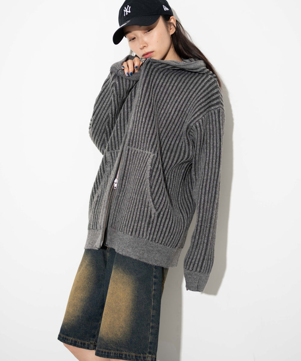 グレー モデル：161cm L着用