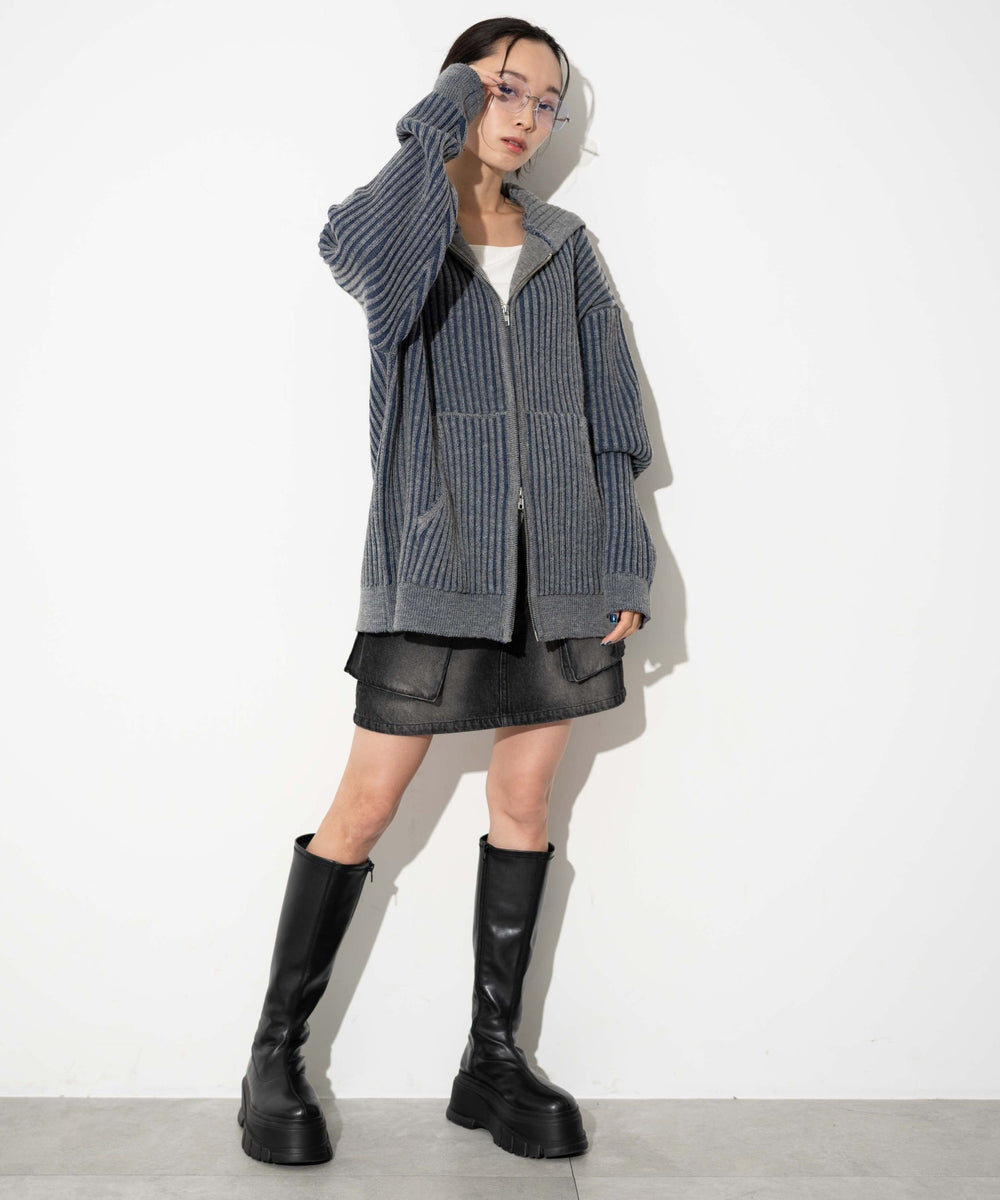 ブルー モデル：161cm L着用