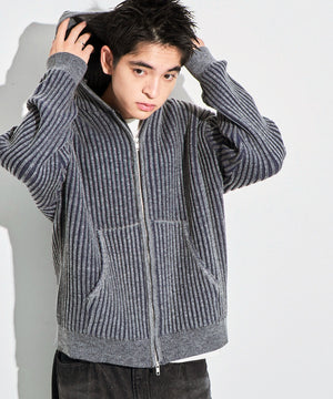 ブルー モデル：180cm L着用