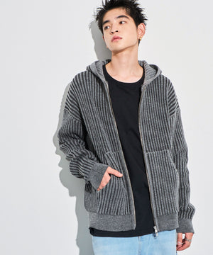 グレー モデル：180cm L着用