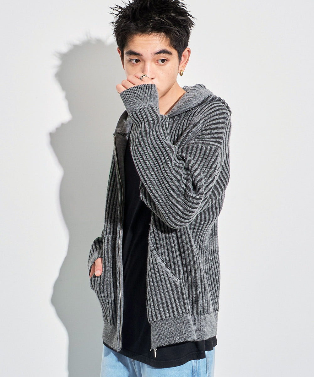 グレー モデル：180cm L着用