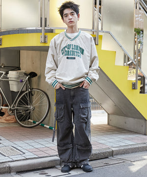 ベージュ　モデル:180cm L着用