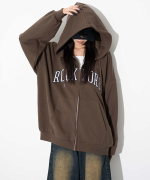 ブラウン モデル：161cm L着用