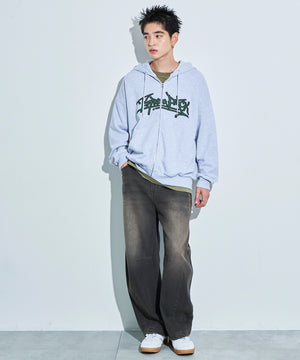 アッシュグレー モデル：180cm L着用