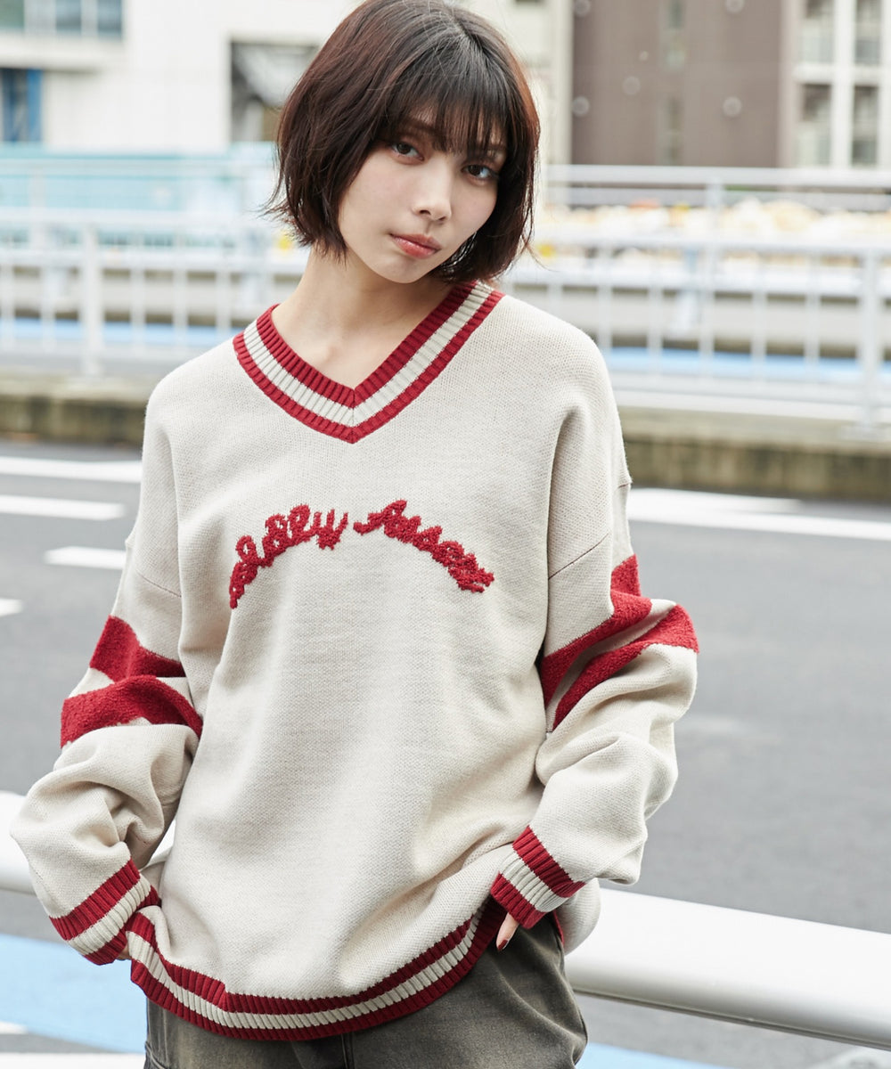 オフホワイト モデル：160cm L着用