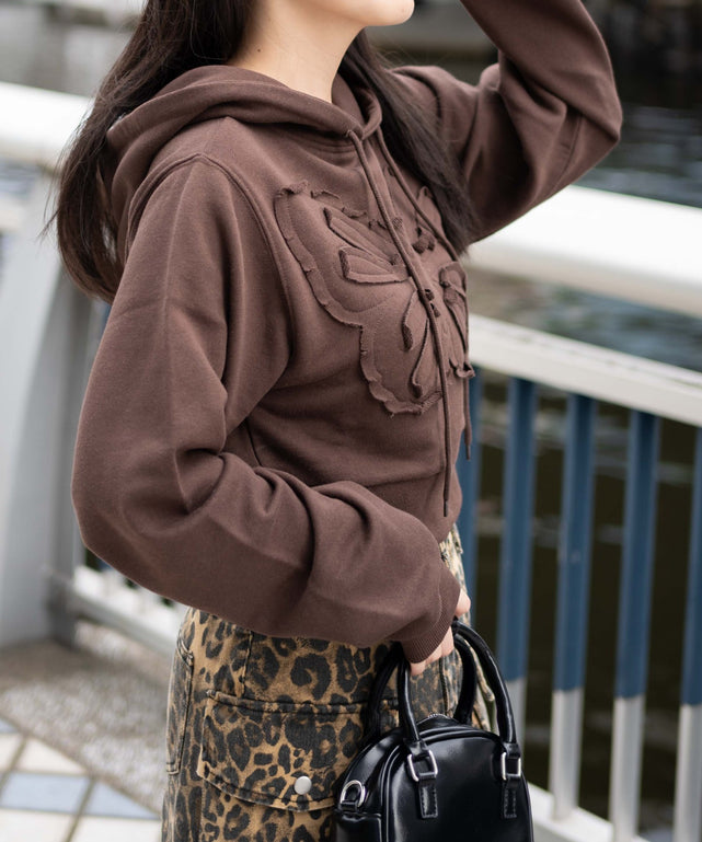 ブラウン　モデル:155cm F着用