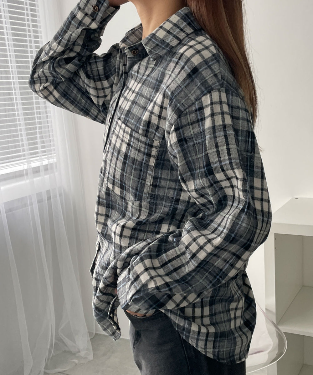 ネイビー　モデル:155cm F着用