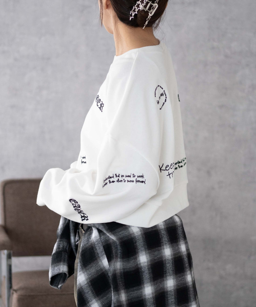 ホワイト 　モデル:155cm F着用