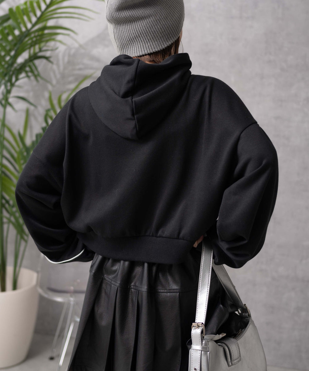 ブラック　モデル:155cm F着用