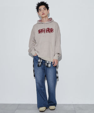 ホワイト　モデル:180cm L着用