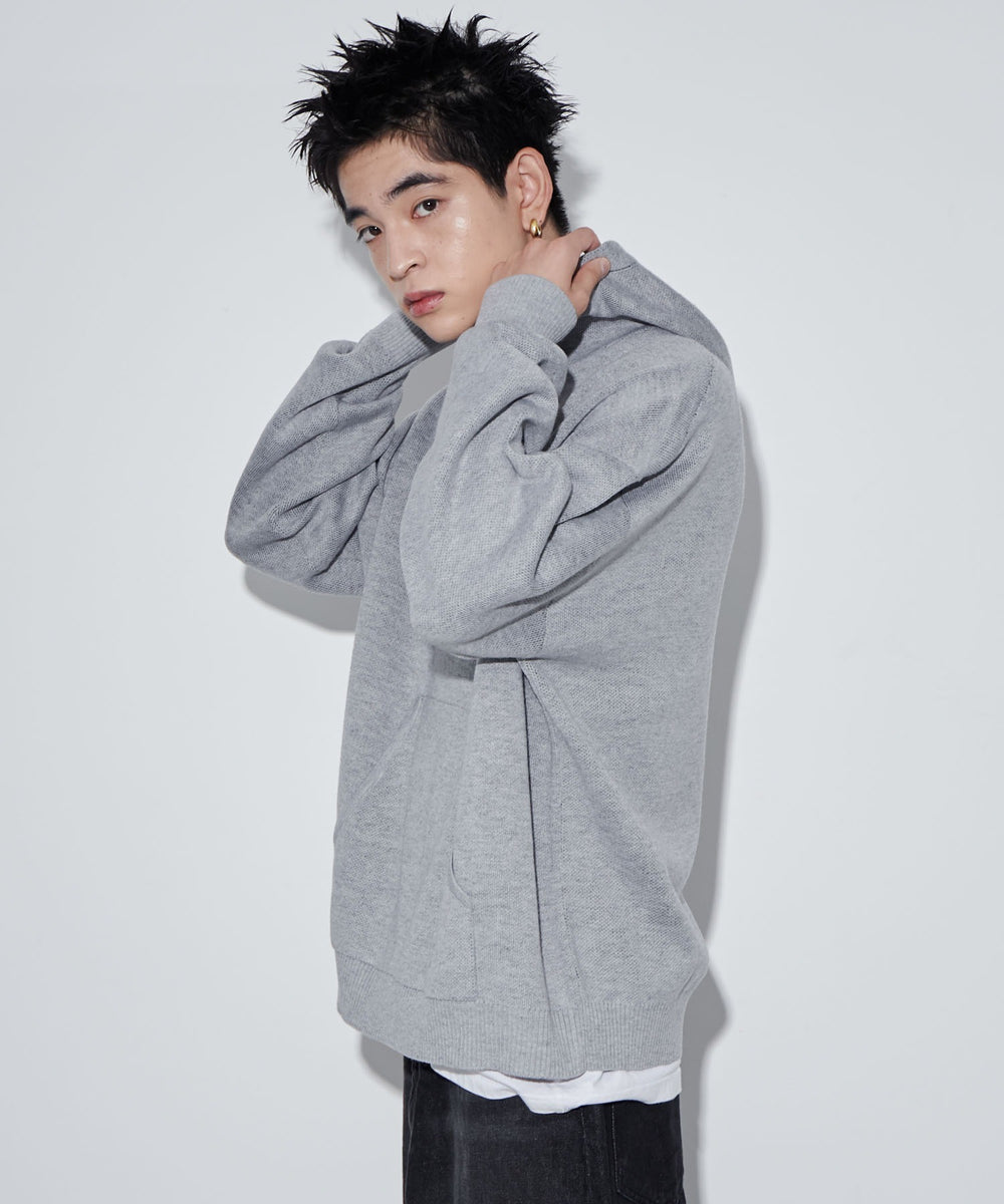 グレー　モデル:180cm L着用