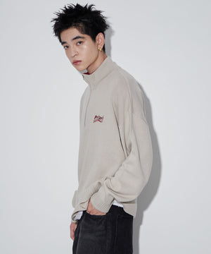 オフホワイト　モデル:180cm L着用