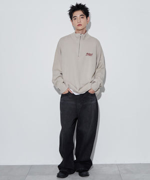 オフホワイト　モデル:180cm L着用