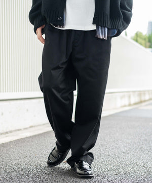 ブラック モデル：175cm L着用