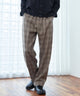 TRイージーストレートパンツ/柄2 モデル：177cm L着用