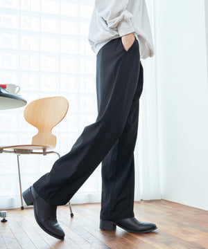 ブラック モデル：177cm L着用