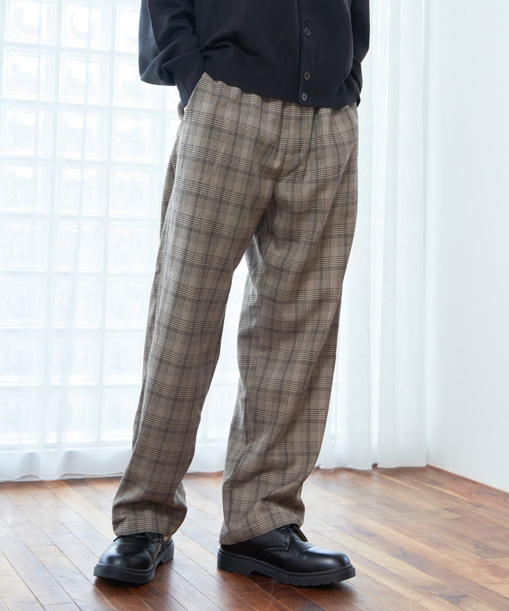 柄2 モデル：177cm L着用