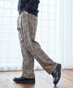 柄2 モデル：177cm L着用