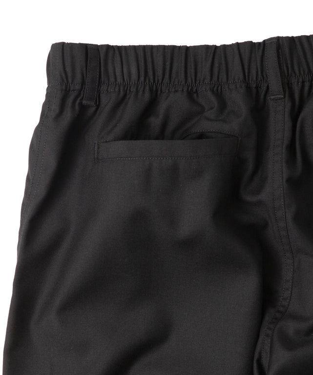 TRイージーストレートパンツ