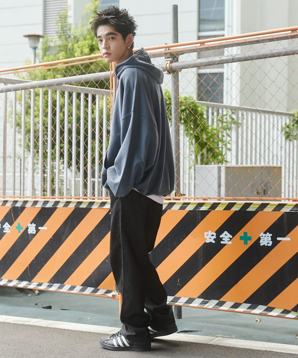 ブラック モデル：180cm L着用