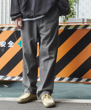 グレー モデル：180cm L着用