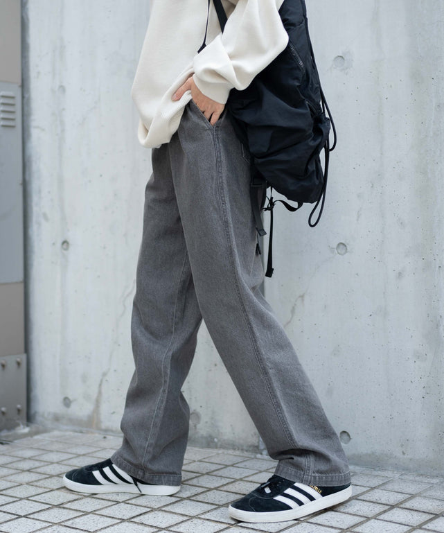 グレー モデル：161cm S着用