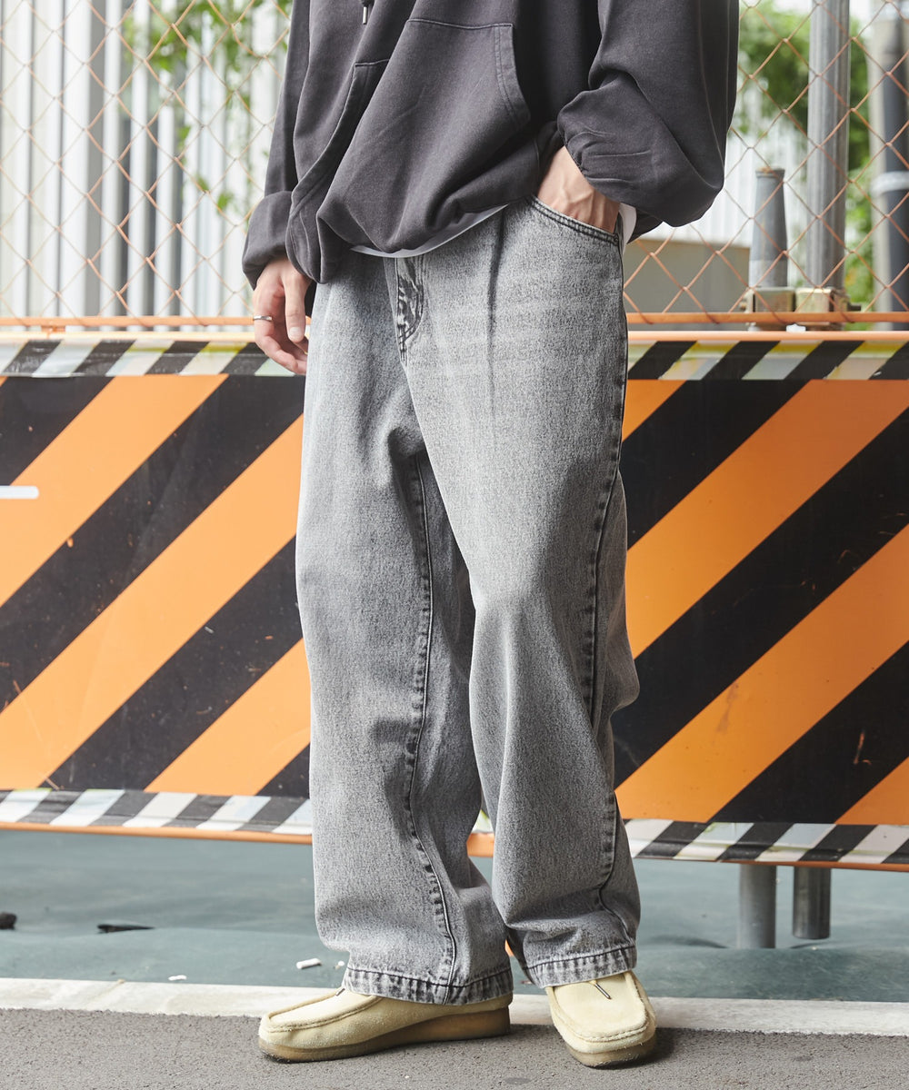 グレー モデル：180cm L着用